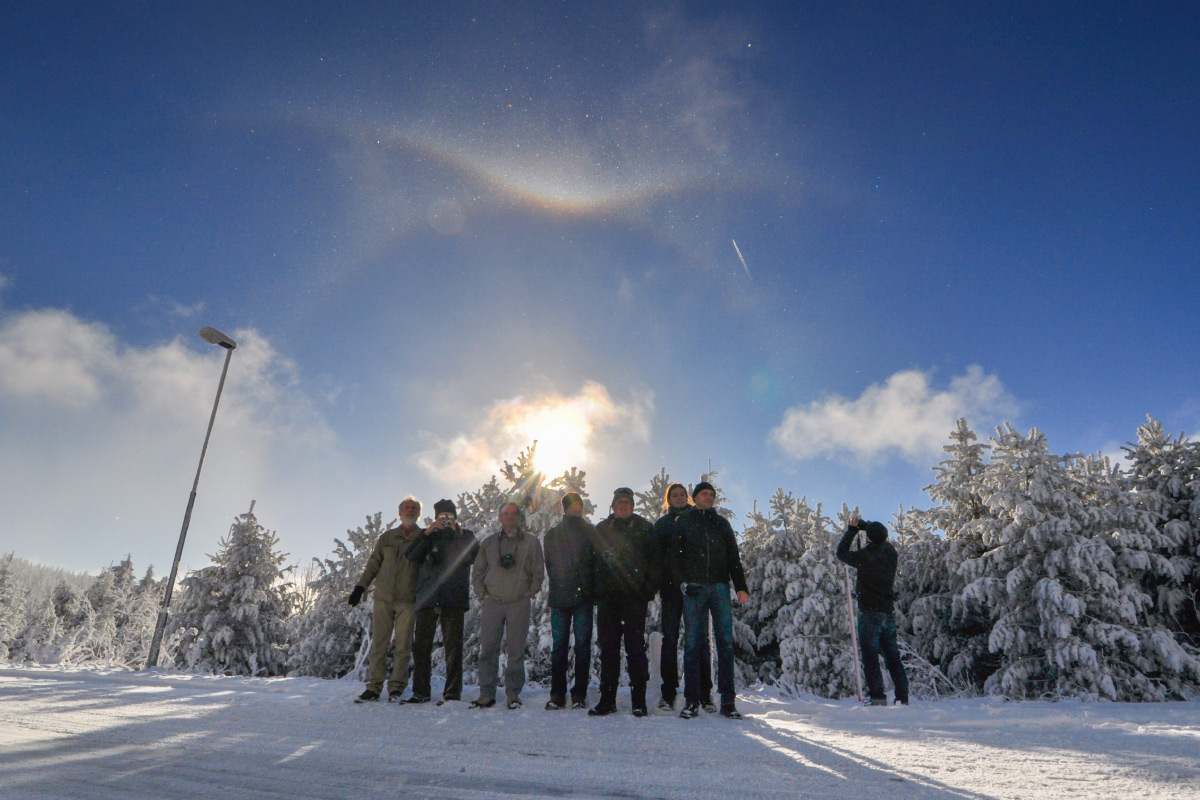 Group photo in front of the ice fog halo Group photo in front of the ice fog halo