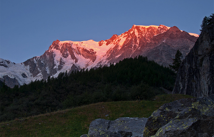 Sunrise at the Macugnaga Wall Sunrise at the Macugnaga Wall