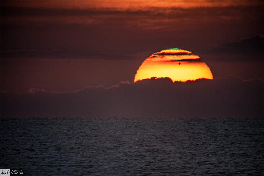 Venus transit with green flash Venus transit with green flash