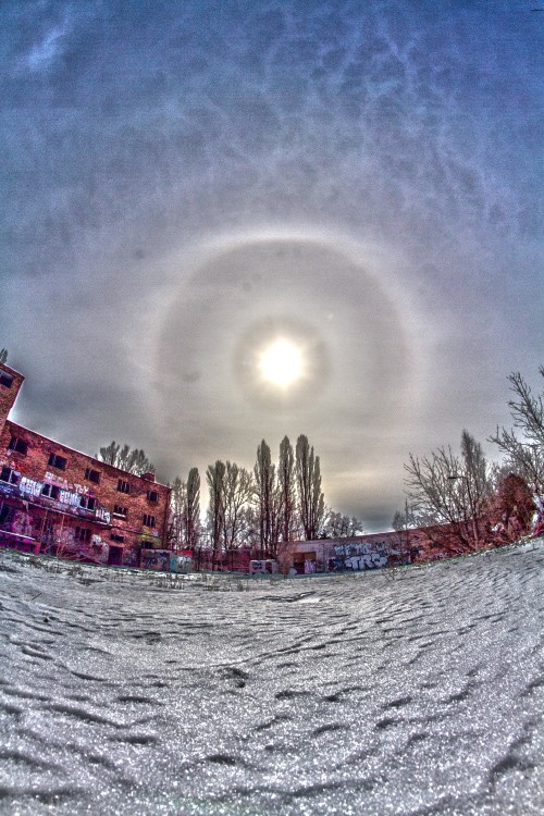 Pyramidal Halos in Wildau Pyramidal Halos in Wildau